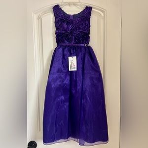 NWT Little Girl’s Semi-Formal Dress - Size 8